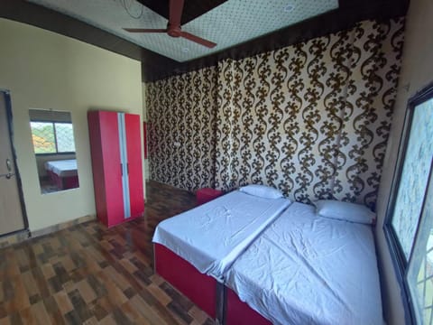 Hotel Kalika P Guest House Bed and Breakfast in Varanasi