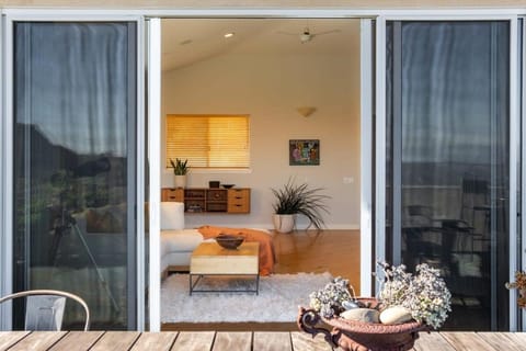Malibu Mountain Top Villa Retreat by Summer House in Topanga
