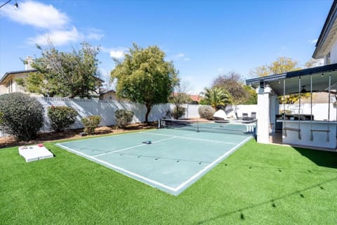 Pickle Ball, Pool, Outdoor Bar with Swings, Games, Bocce House in Scottsdale