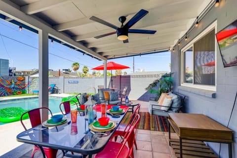 Old Town, Single story with Pool,Bunk Beds, and Games House in Scottsdale