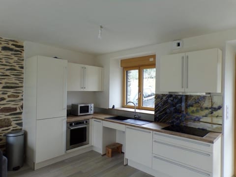 Property building, Kitchen or kitchenette