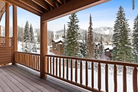 Silvertip Ski Haus House in Whitefish