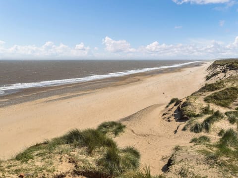 Capri Cottage House in Winterton-on-Sea