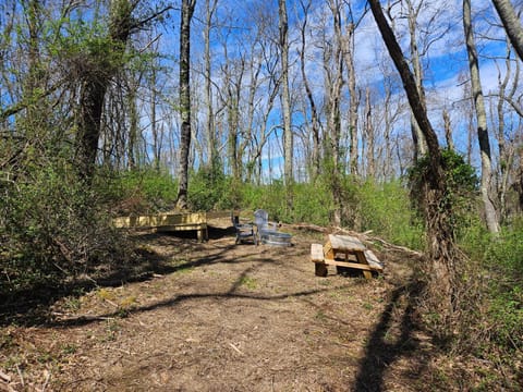 Cardinal Cove Campsite at Hocking Vacations - Tent not included Campground/ 
RV Resort in Ohio