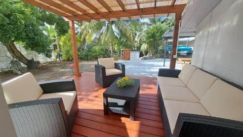 Balcony/Terrace, Garden view