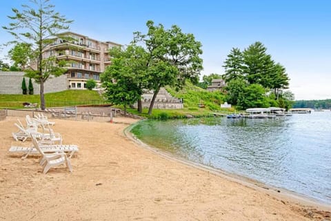 Lighthouse Cove Condo Resort Appartement in Lake Delton