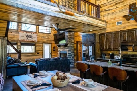 The Big Tex Luxury Cabin is EPIC House in Broken Bow