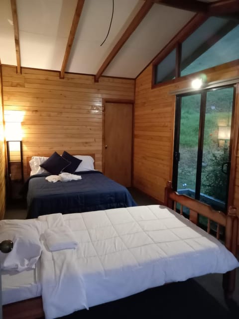 Tangara Lodge Natur-Lodge in Cartago Province, Costa Rica