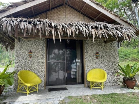Mansud Shores Beach Resort - Talikud Island Villa in Island Garden City of Samal