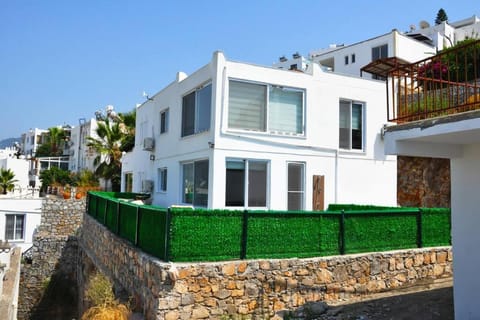 Dalaman'da Doğa Manzaralı Villa Azur Villa in Dalaman