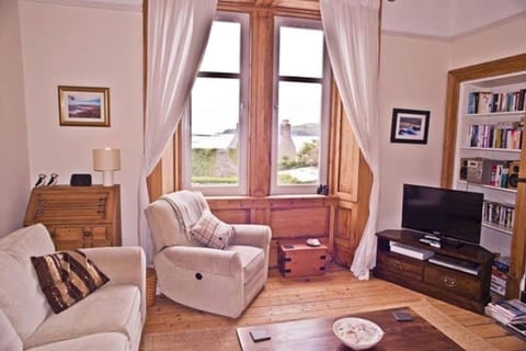 6 Killean Place Apartment in Campbeltown