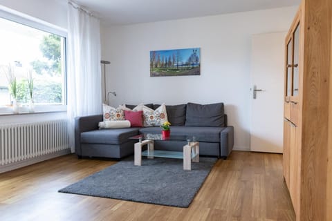 Höri Nest - Garten Wohnung Apartment in Gaienhofen