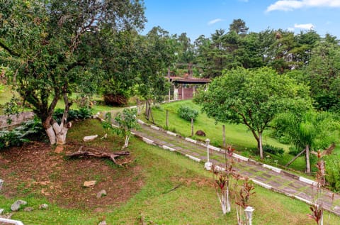 Paradisiacal getaway -Serra Negra House in Serra Negra