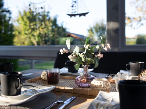 Food and drinks