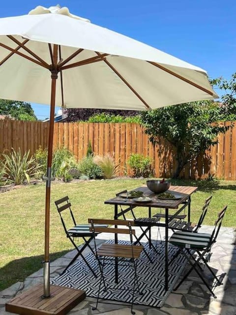 Patio, Garden, Garden view