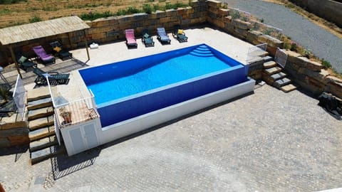 Balcony/Terrace, Swimming pool