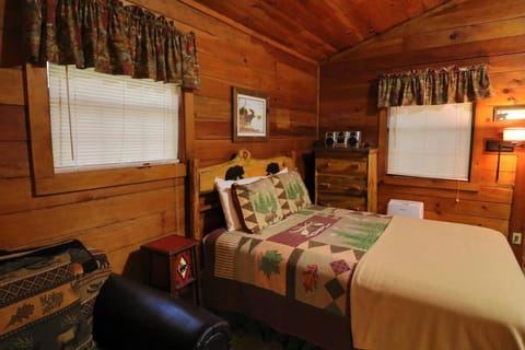 Alpine Mountain Sweetheart Cabin Jacuzzi #6 House in White County