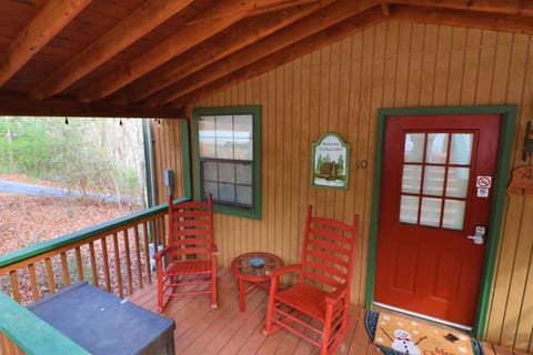 Mountain Cabin 2B Jacuzzi #10 House in White County