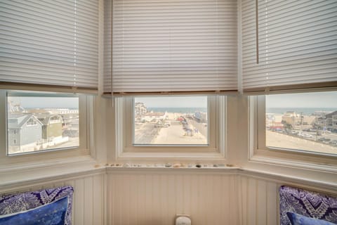 Ocean City Hideaway Walk to Boardwalk and Beach! Apartment in Ocean City