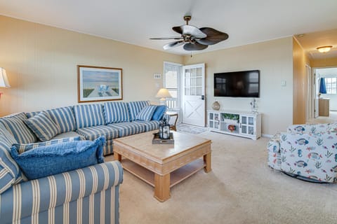 Pet-Friendly Ocean City Condo Walk to Beaches! Apartment in Ocean City