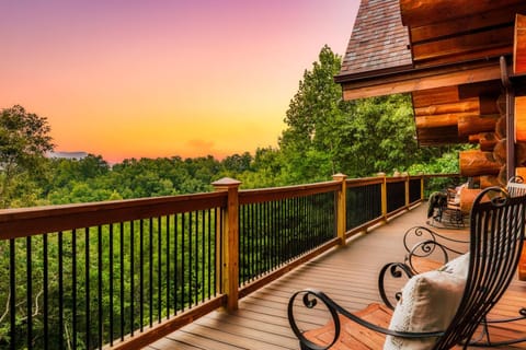 View (from property/room), Balcony/Terrace, Mountain view, Sunrise, Sunset