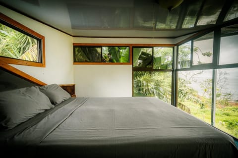 Bed, Bedroom, Lake view