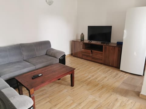 Cozy Apartment Crno Condo in Zadar