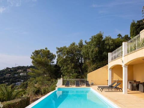 Monte Carlo - Les Issambres Villa in Roquebrune-sur-Argens