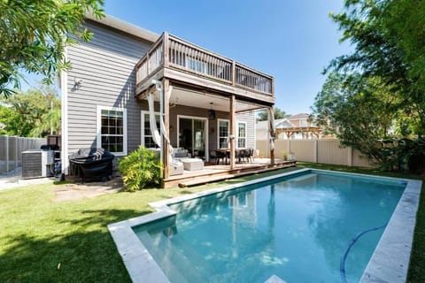 Be A Nomad - Home With Pool - 5 blocks to beach Apartment in Jacksonville Beach