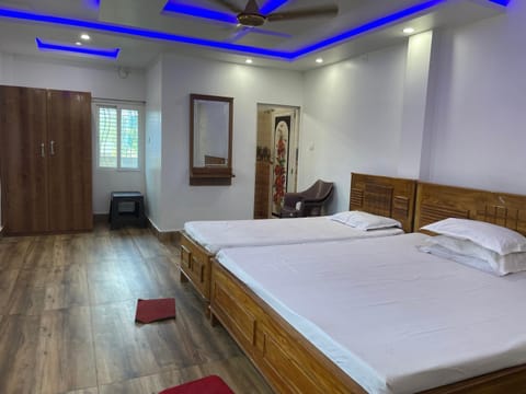 Hotel L P Nivas Hotel in Puri