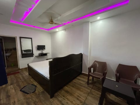 Hotel L P Nivas Hotel in Puri