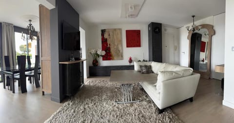 Rez de jardin avec vue mer à saint jean Apartment in Saint-Jean-Cap-Ferrat