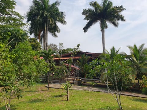 Casa Cereza Villa in Bocas del Toro Province