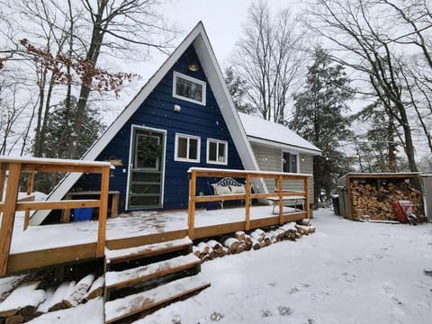 A-frame Cottage Lakeside, Charleston lake Casa in Leeds Thousand Islands