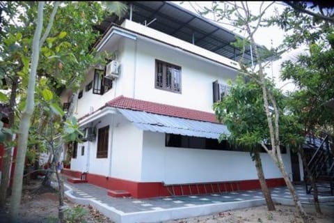 Mymoons Chalet in Alappuzha