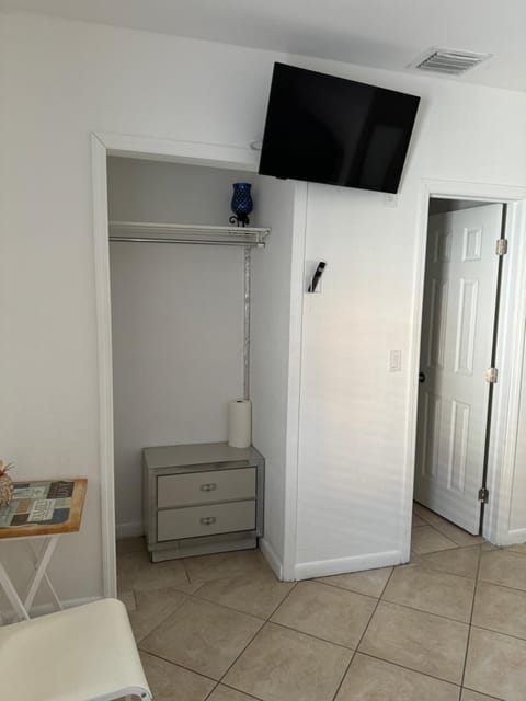 TV and multimedia, wardrobe