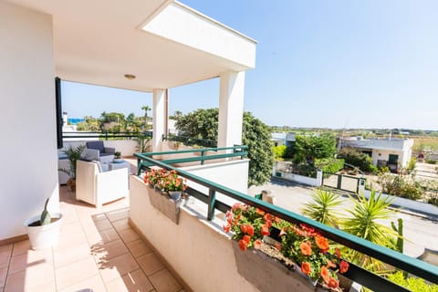 Patio, Garden view, Landmark view