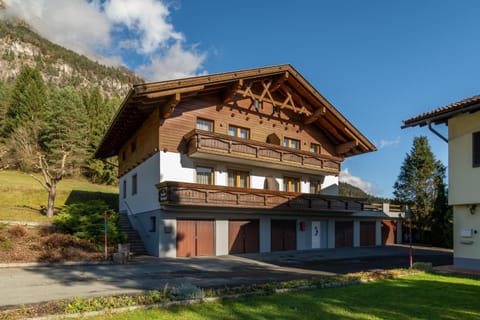 Property building, Day, Natural landscape, Mountain view