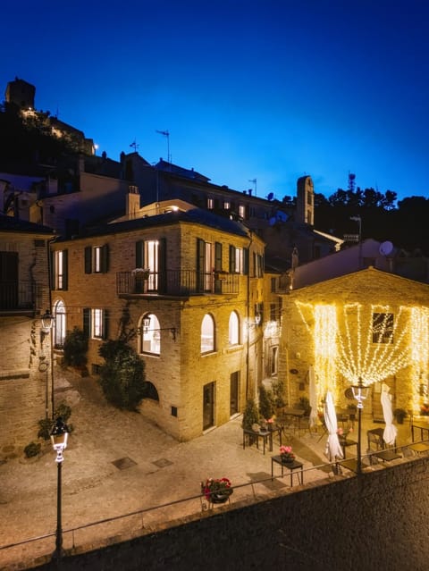 Property building, Night, Neighbourhood, City view, Street view