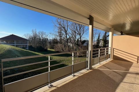 Spring, View (from property/room), Balcony/Terrace