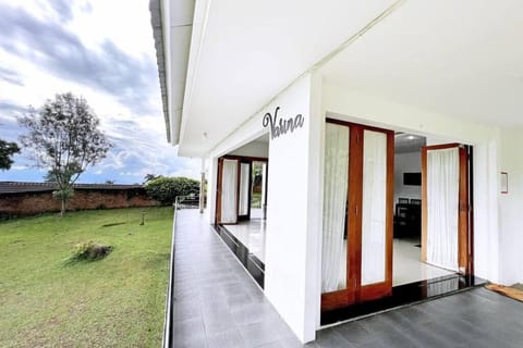 Vila Varina Puncak Private Pool Villa in Cisarua