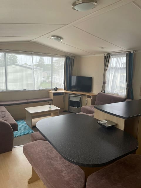 Swift Holiday Caravan Rockley Park Apartment in Poole