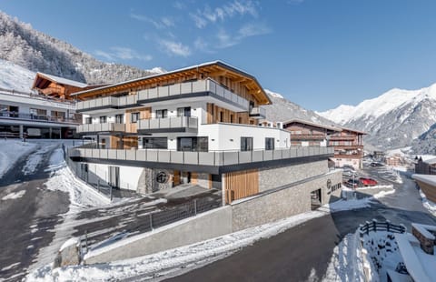 Property building, Day, Winter