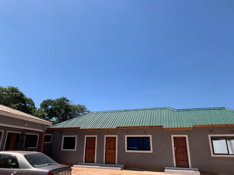 Radiant lodge Bed and Breakfast in Lusaka