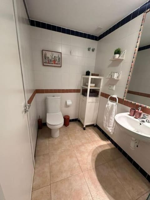 Toilet, Bathroom