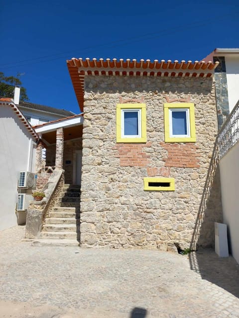 Moradia dos Castelos, casa para 10 pessoas House in Fátima