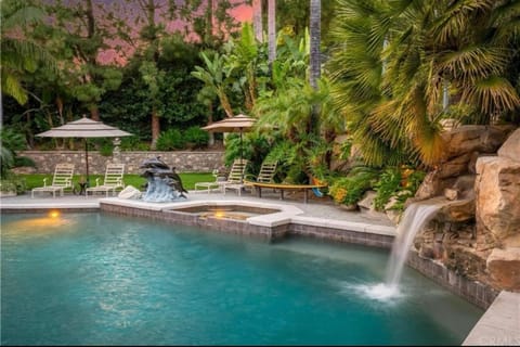 Pool view, Swimming pool