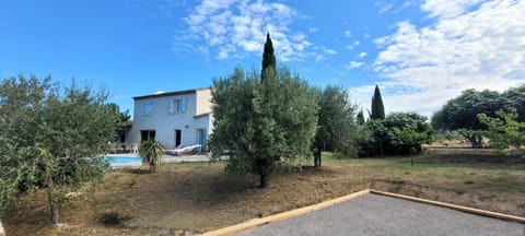 Maison entre vignes et piscine à 5 mn des plages ! Villa in La Cadière-d'Azur