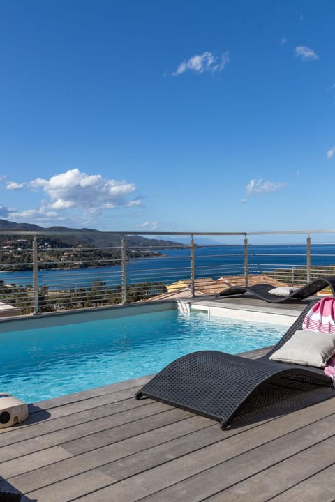 Villa Albizia 6P, private heated pool sea view 5 minutes from Favone Beach Villa in Sari-Solenzara