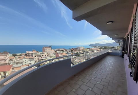 Casa con vista Isole Eolie Apartment in Patti